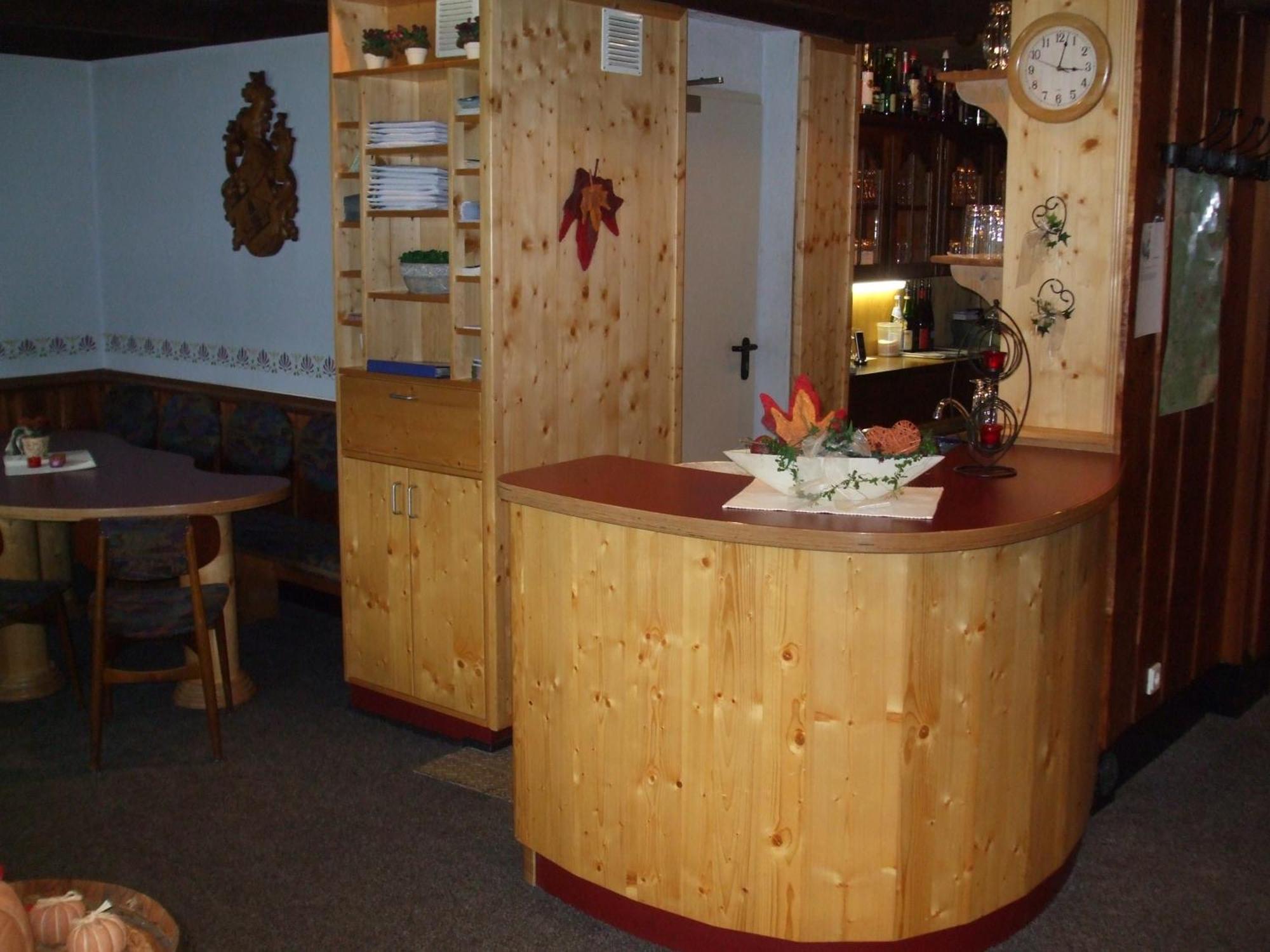 Hotel-Restaurant Zum Dorfkrug Winterberg Bagian luar foto